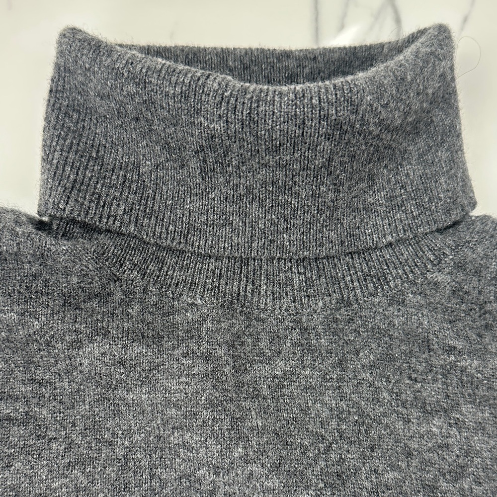 J Crew 100% Cashmere Turtleneck Sweater sz L Dark Grey - Picture 2 of 12